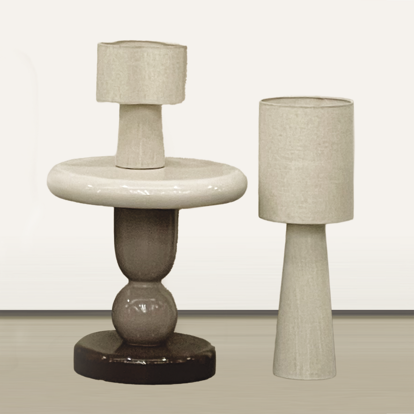 Lampe ondulée en lin beige