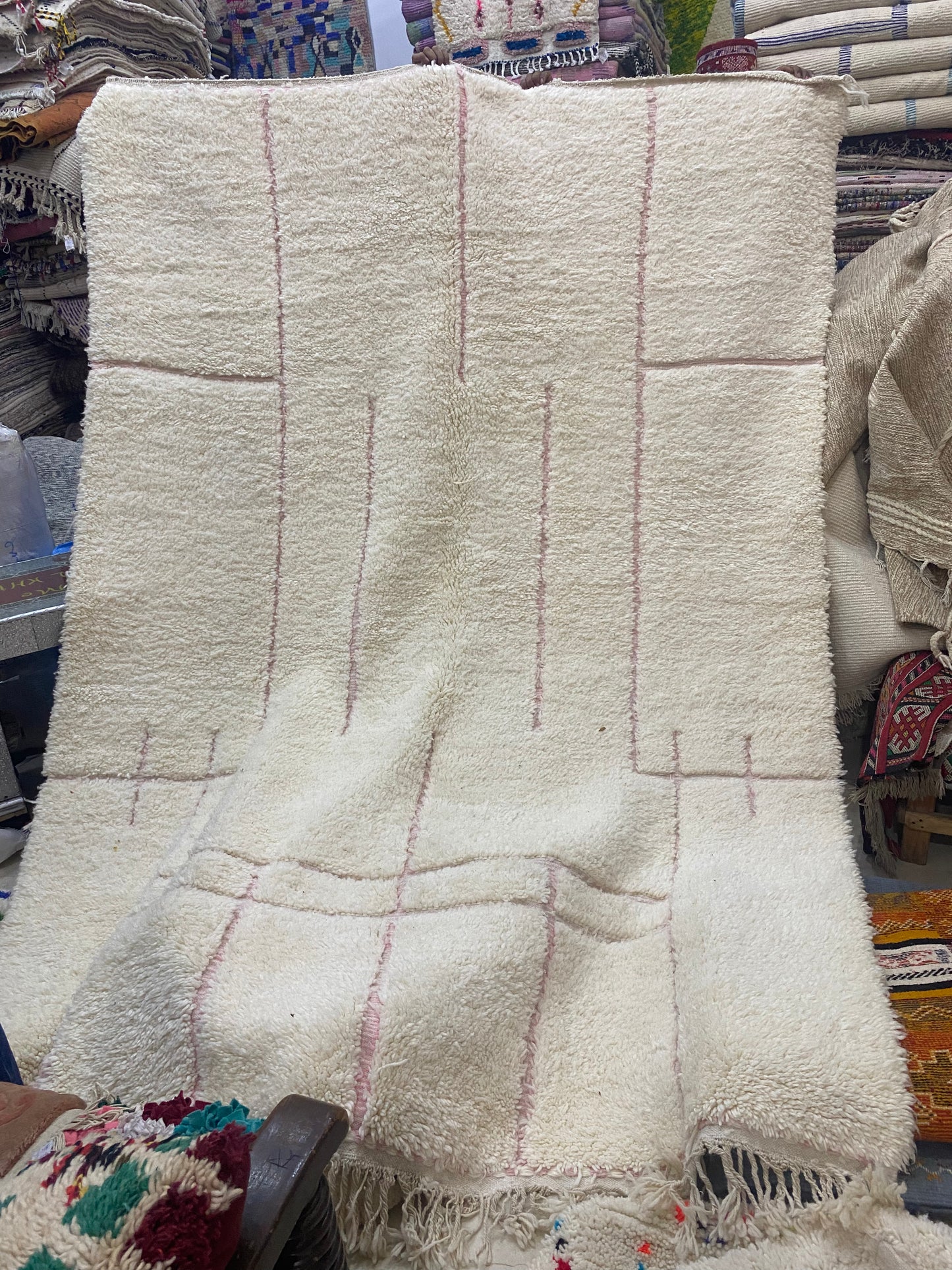 Tapis Béni Ouarain lignes roses