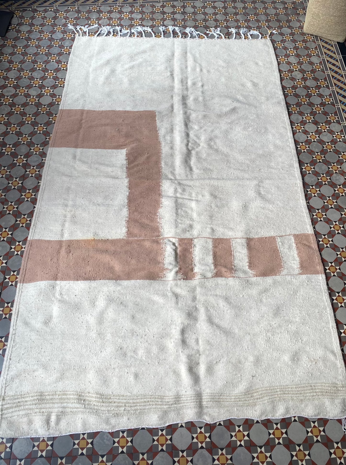 Tapis zanafi crème et rose