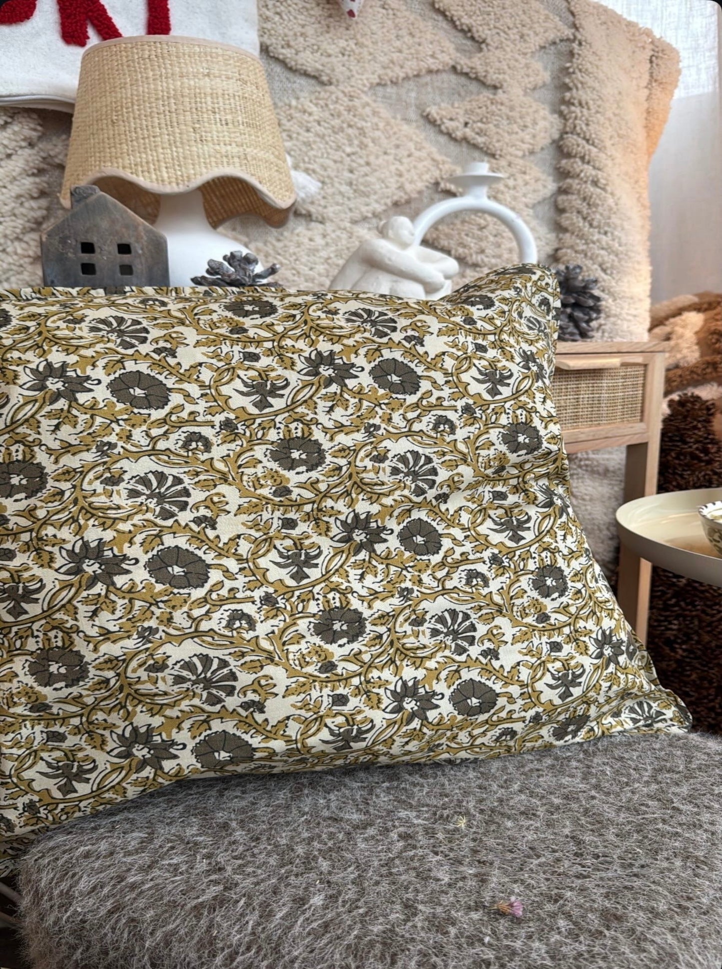 Housse de coussin fleurs vertes
